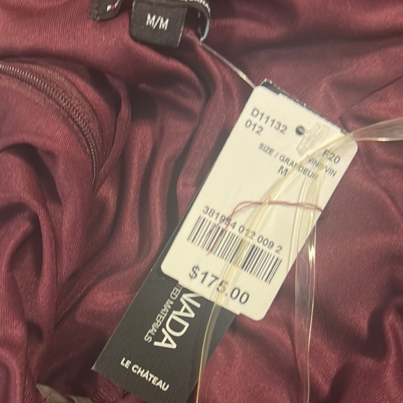 Elegant Burgundy Evening Dress - Picture 4 of 4